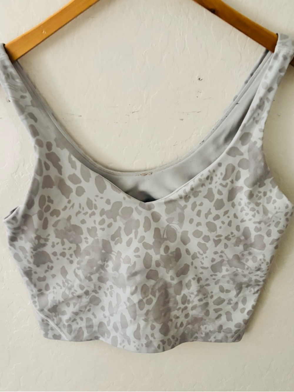Lululemon Align Tank Top Cheetah Camo Antique White Multi Size 10 Built-In Bra - Picture 2 of 6